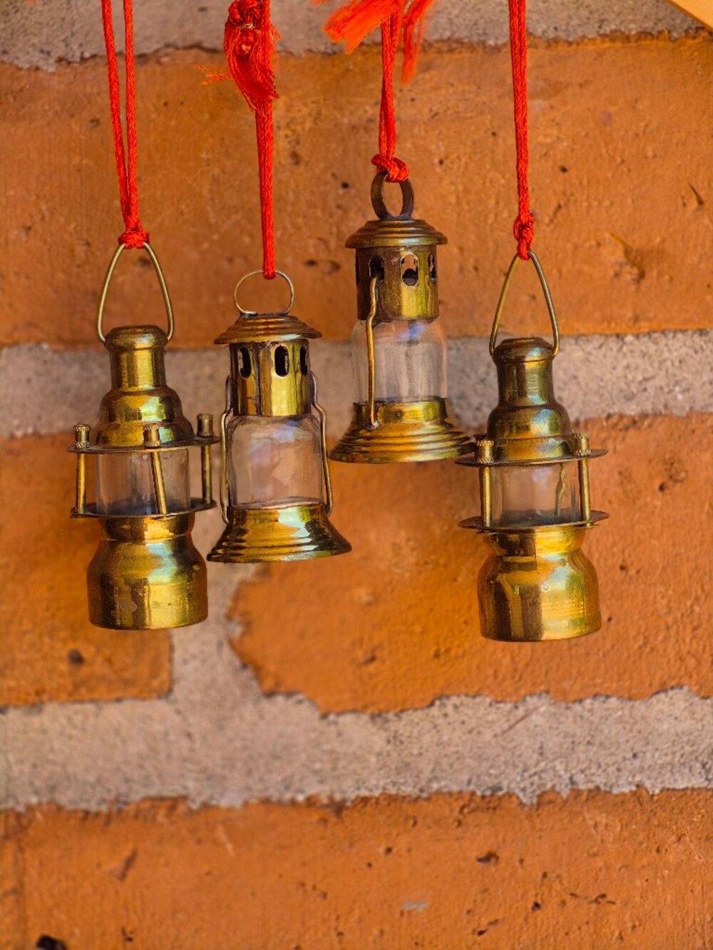 Vintage House of Lloyd Brass Coach Lamp Ornaments Set of 4 - Picture 4 of 15